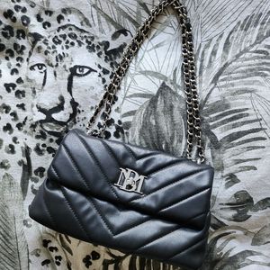 Badgley Mischka Black Tufted Silver Hardware Chain Strap Purse